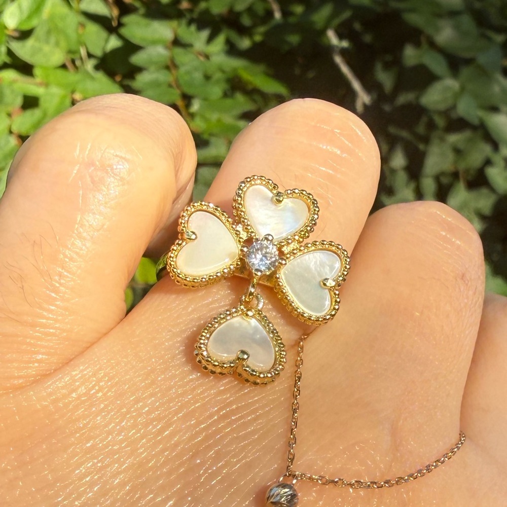 Gold and White Heart Ring SIZE 7 - Picture 11 of 12